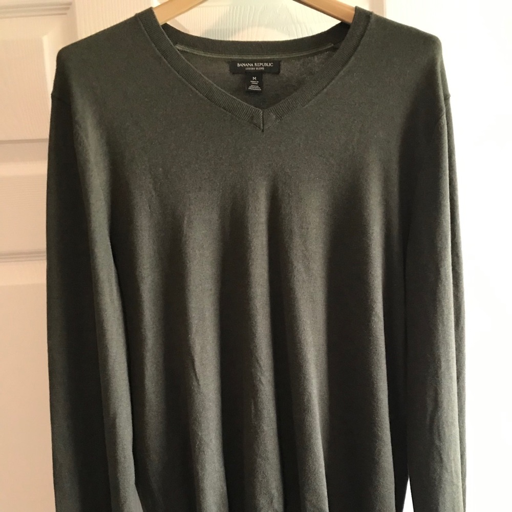 Banana Republic VNeck Silk Cashmere Sweater